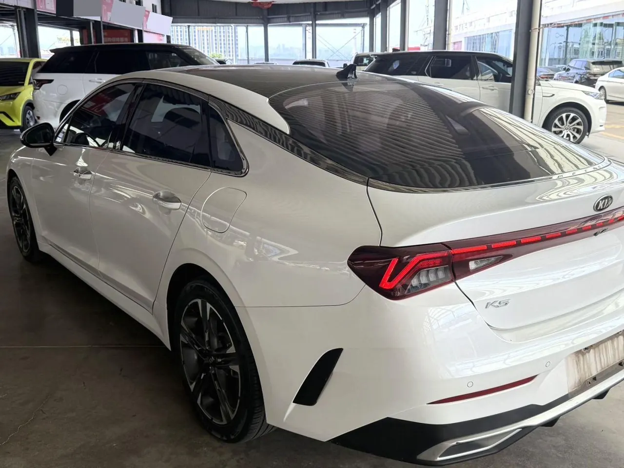 Kia 2020 K5 Keku 1.5T 270T CVVD Deluxe Technology Edition Automatic Gear 3
