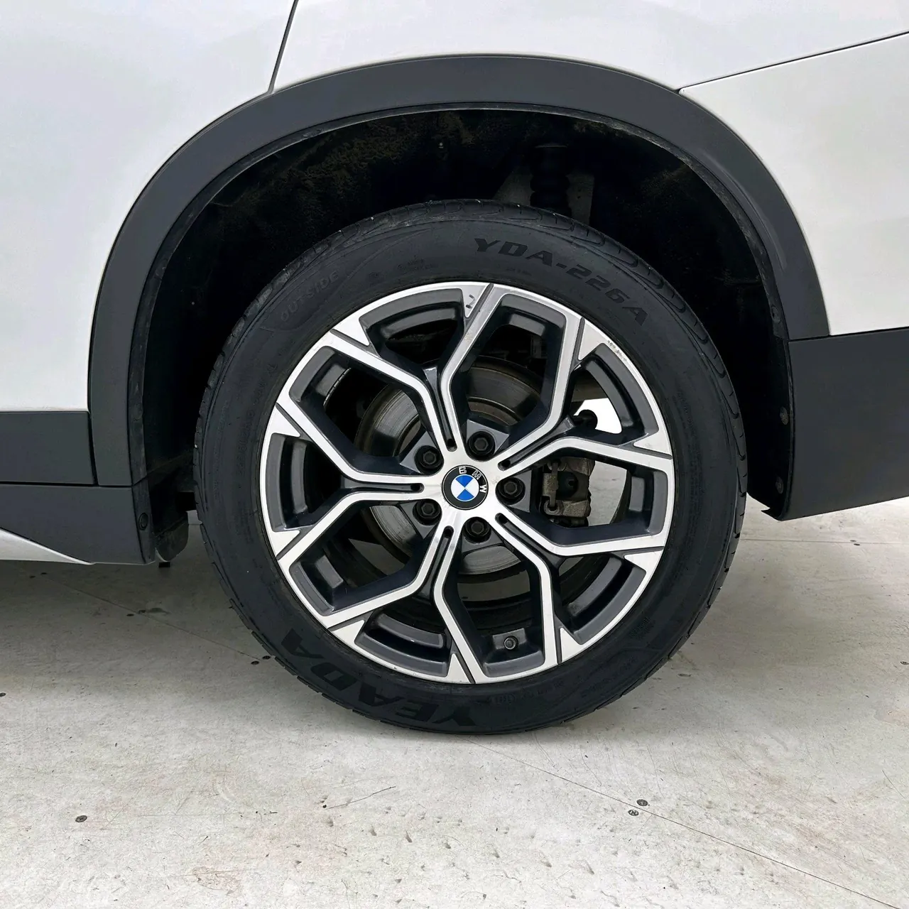 BMW 2022 X1 sDrive20Li 1.5T fashion automatic gear 5