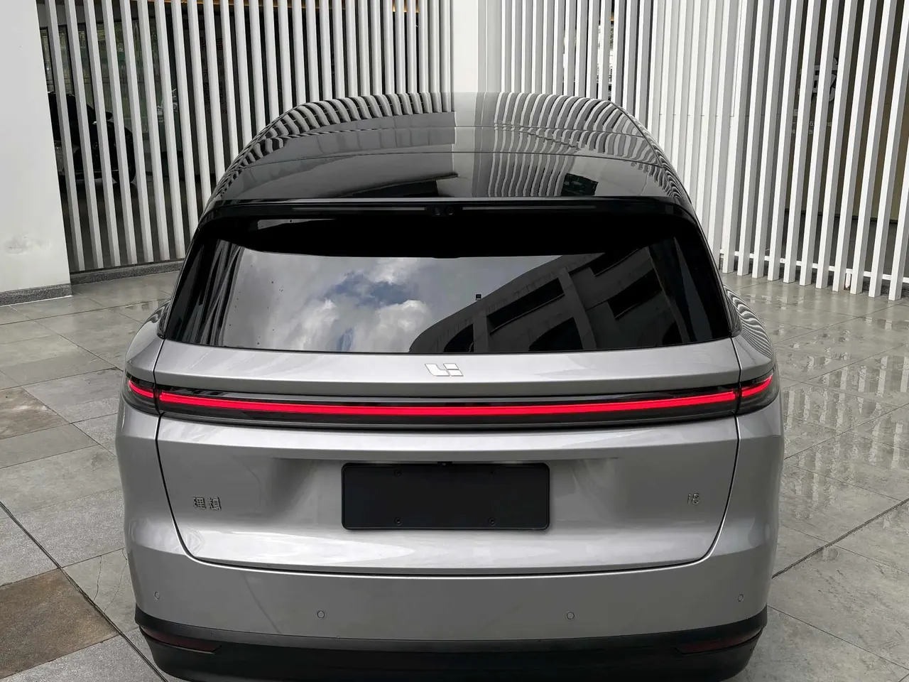 Li 2025 i8 Standard Edition Automatic Gear 8