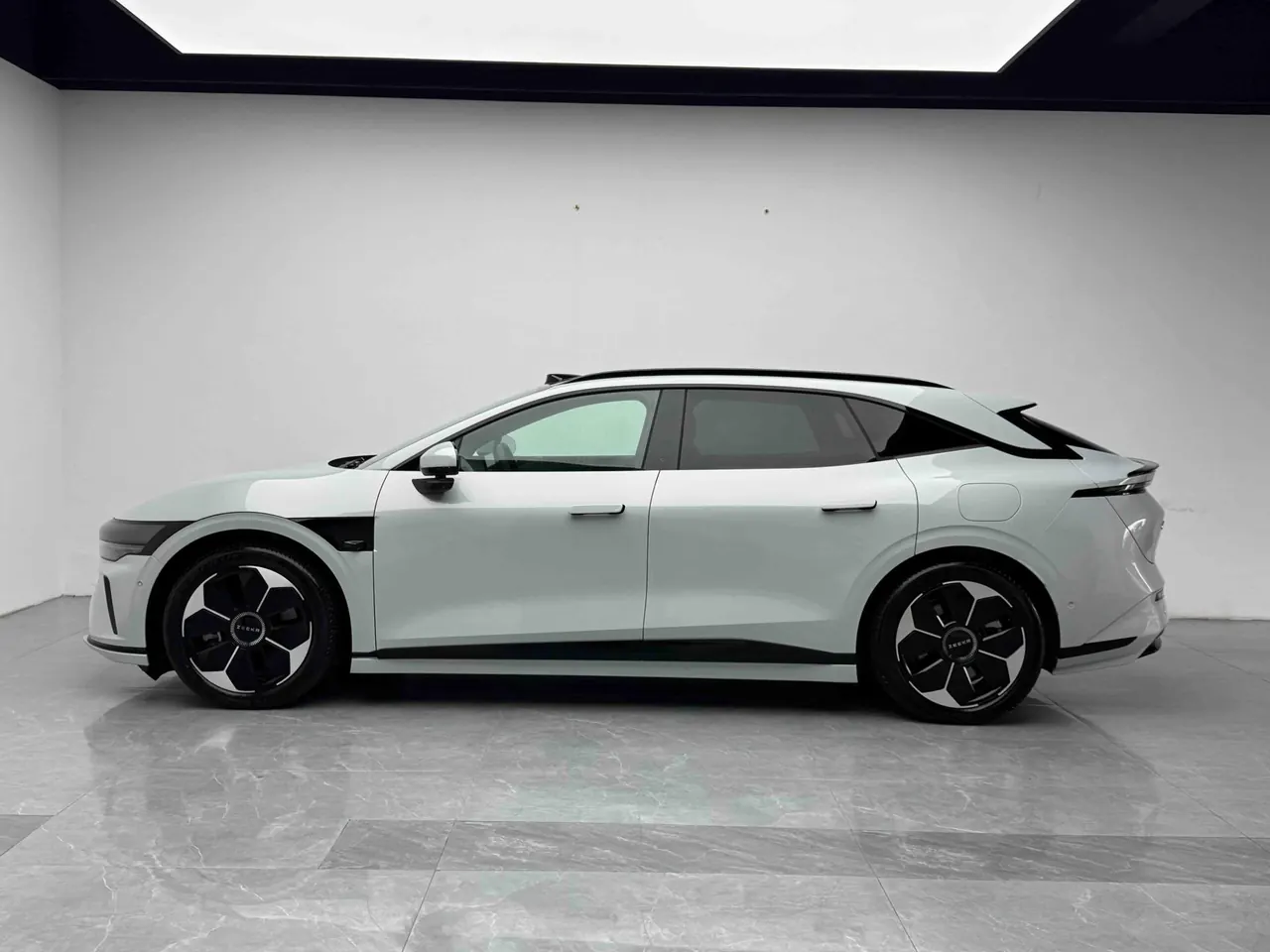 Zeekr 2025 Zeekr 007GT Long Endurance Rear Drive Smart Driving Edition 100kWh Automatic Transmission 3