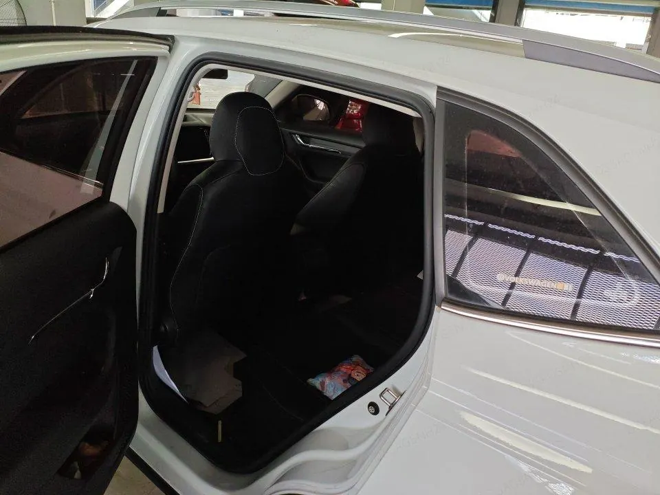 Skoda 2023 Comic 1.5 Comfortable Edition (Modified) Automatic Gear 6