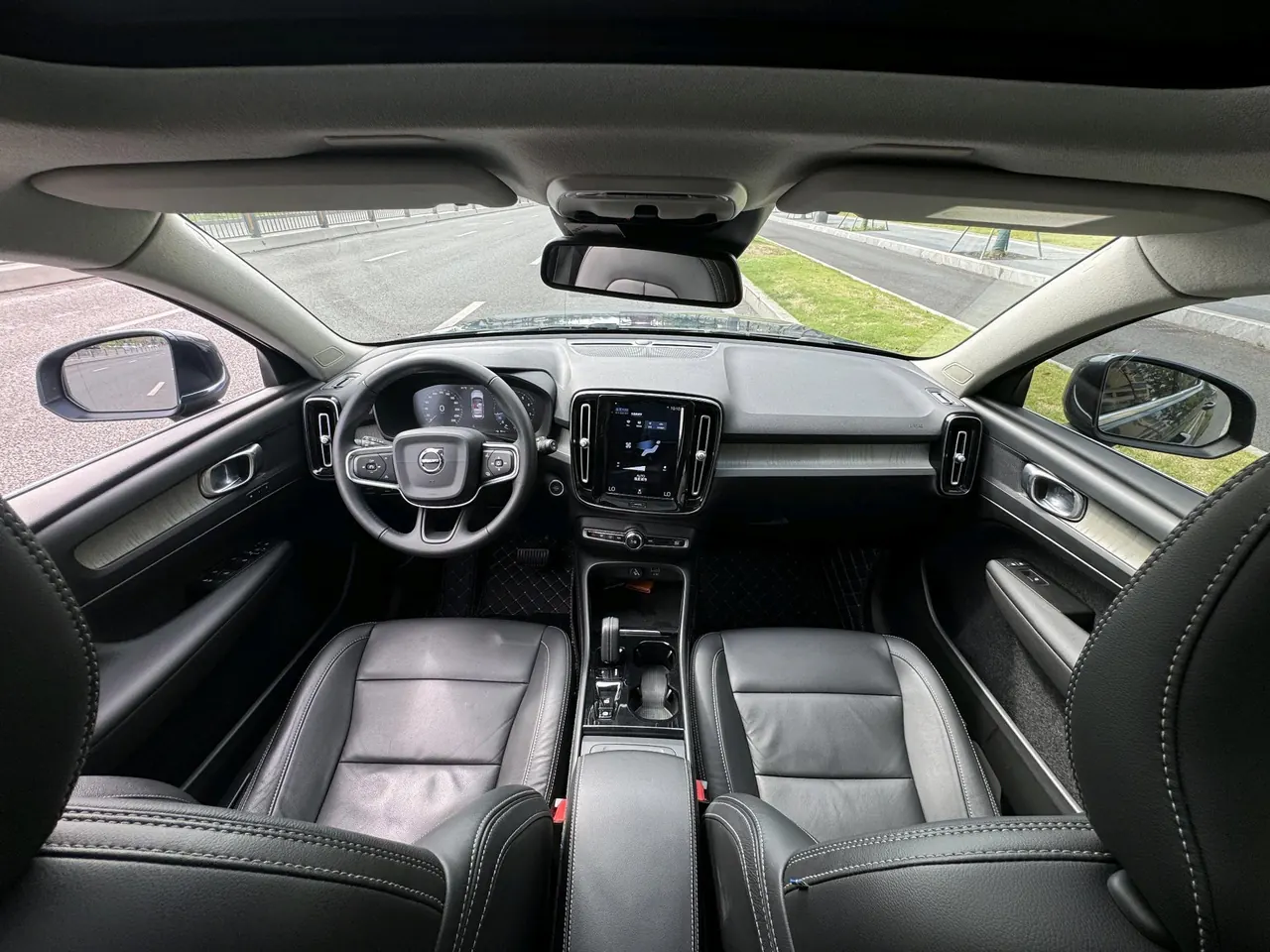 Volvo 2020 XC40 1.5T T3 Zhiyuan Deluxe Edition Automatic Gear 11