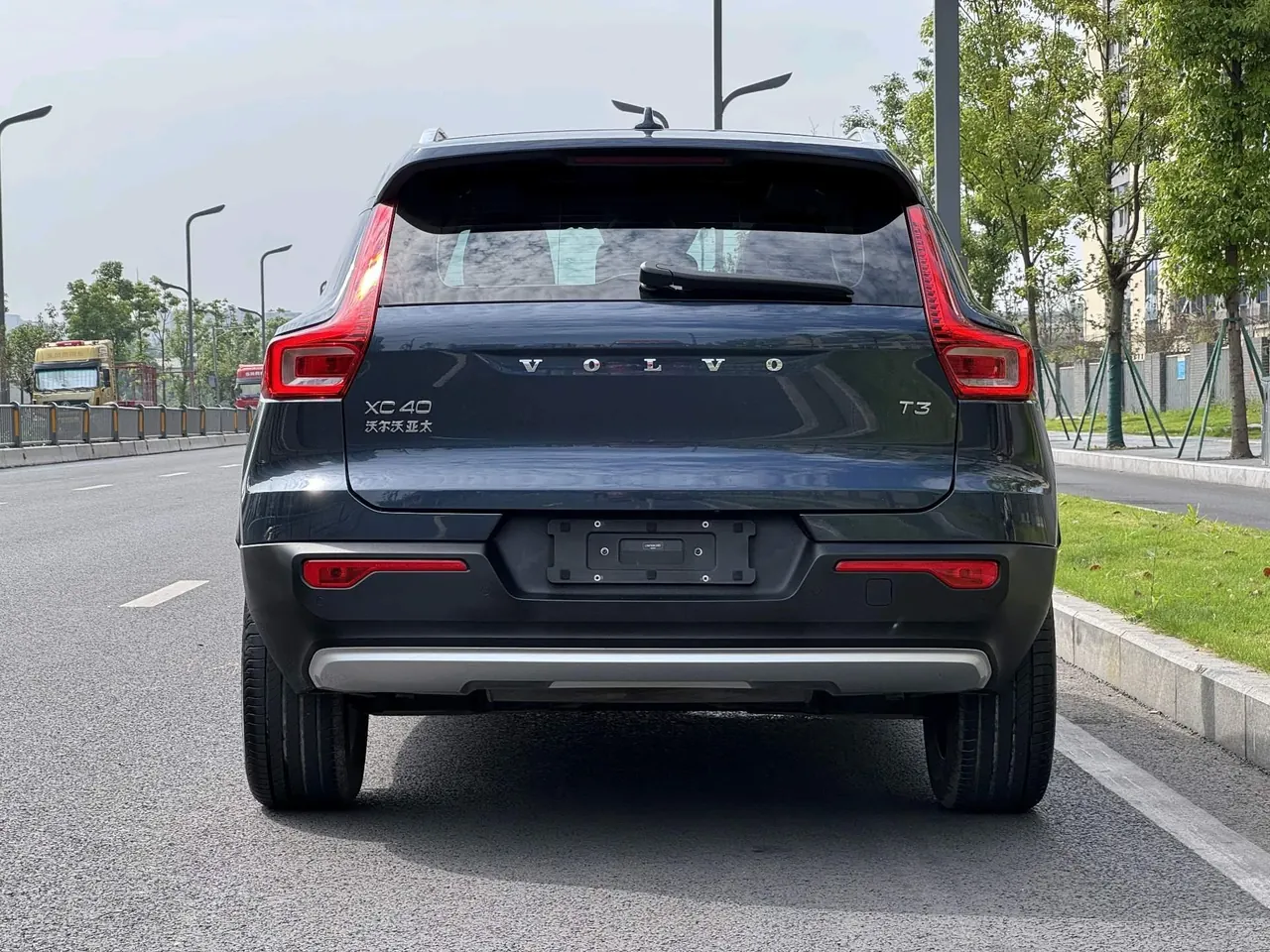 Volvo 2020 XC40 1.5T T3 Zhiyuan Deluxe Edition Automatic Gear 18