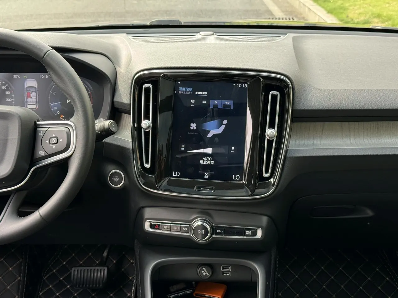 Volvo 2020 XC40 1.5T T3 Zhiyuan Deluxe Edition Automatic Gear 4