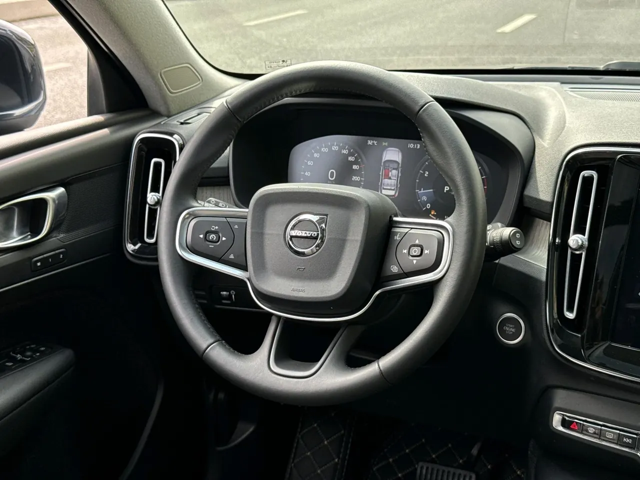Volvo 2020 XC40 1.5T T3 Zhiyuan Deluxe Edition Automatic Gear 5