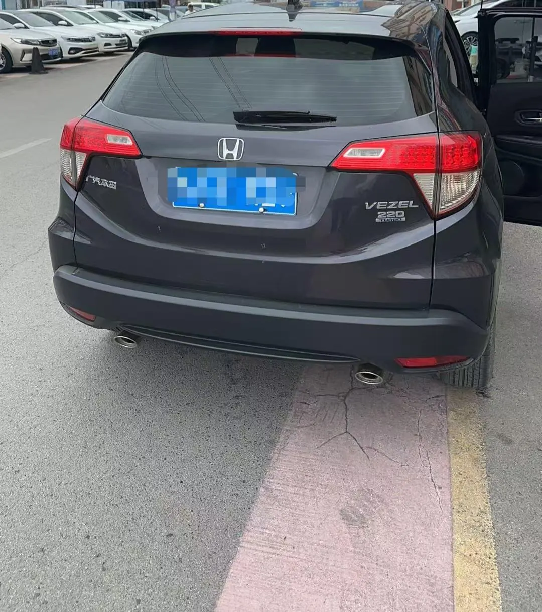 Honda 2020 Binzhi 1.5T Stepless 220TURBO Elite Automatic Gear 2