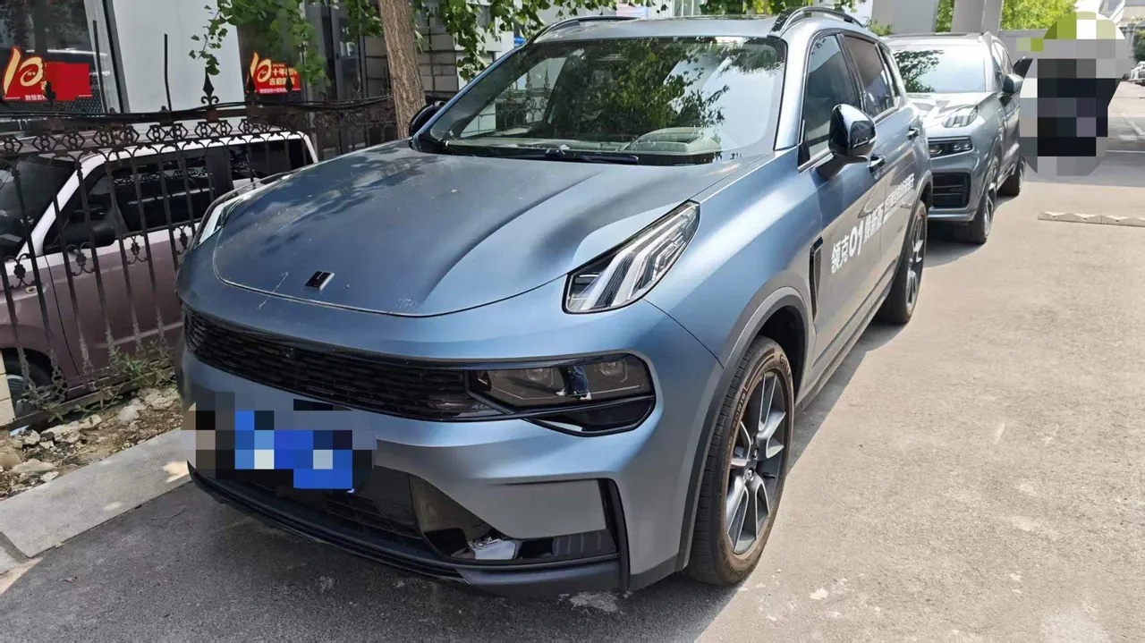 LYNK&amp;CO 2025 LYNK&amp;CO 01 2.0TD Two-wheel Drive New Pro Edition Automatic Gear - View 1