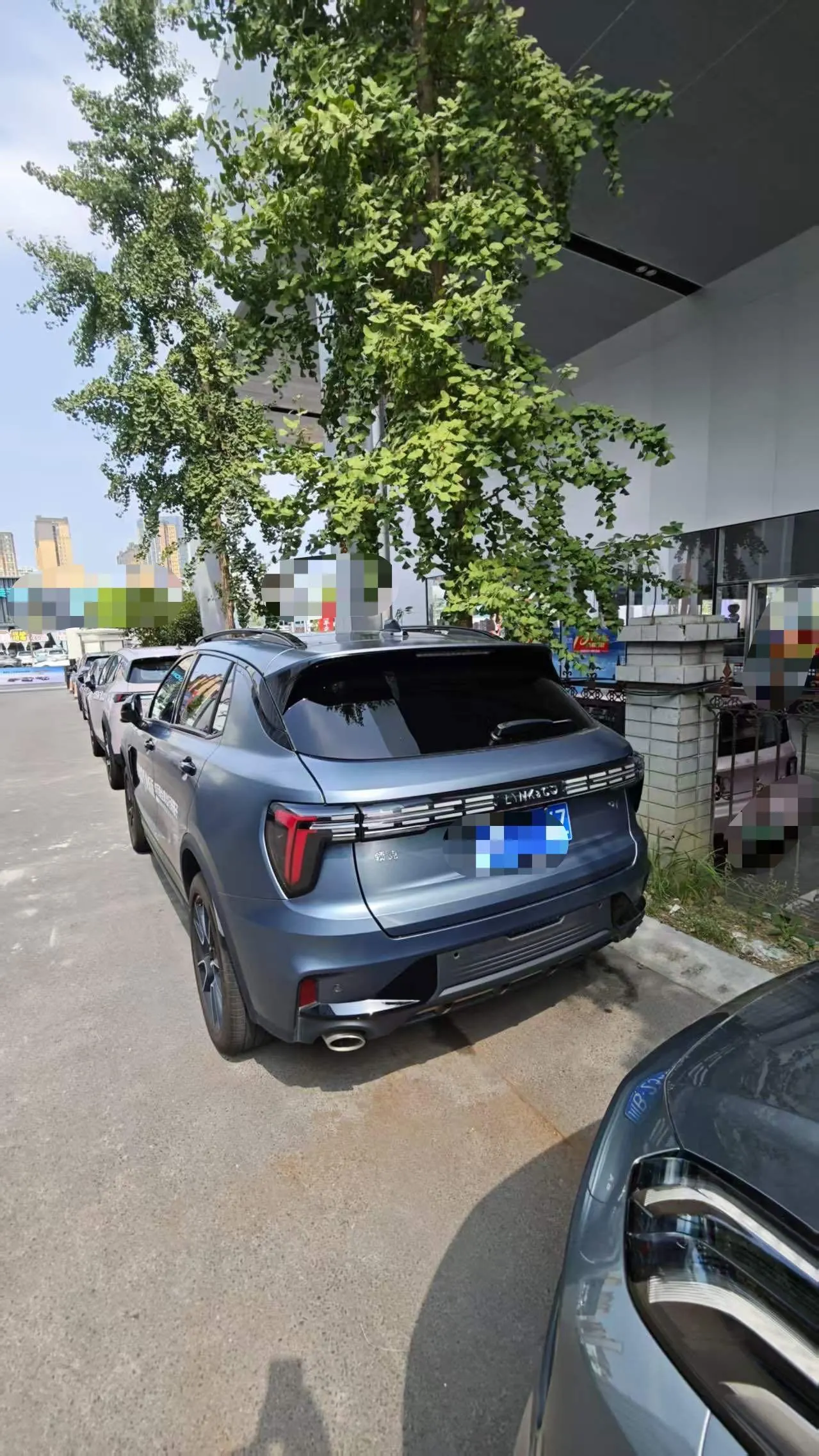 LYNK&amp;CO 2025 LYNK&amp;CO 01 2.0TD Two-wheel Drive New Pro Edition Automatic Gear 3