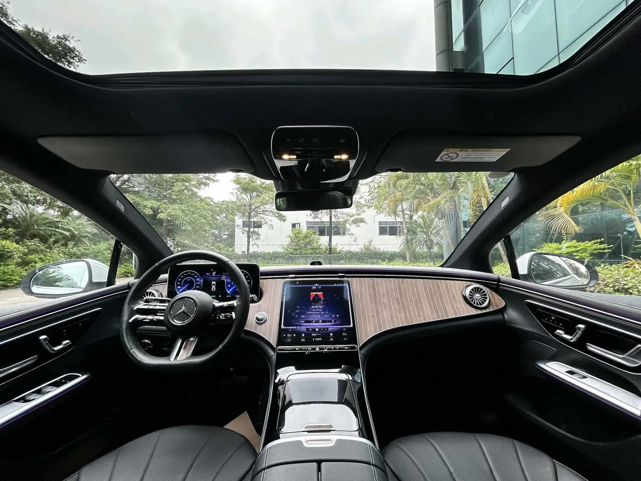Mercedes Benz 2022 EQE 350 EQE 350 Pioneer Edition Automatic 14