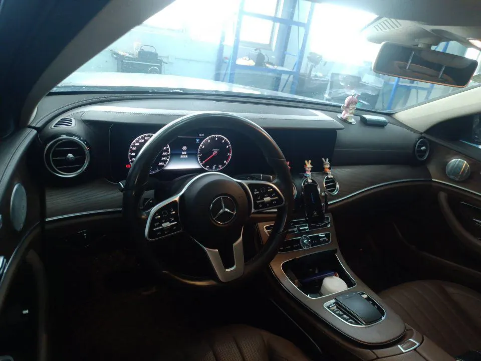 Mercedes Benz E-Class 2020 E 300 L 2.0T Special Edition (Modified) Automatic Gear 8