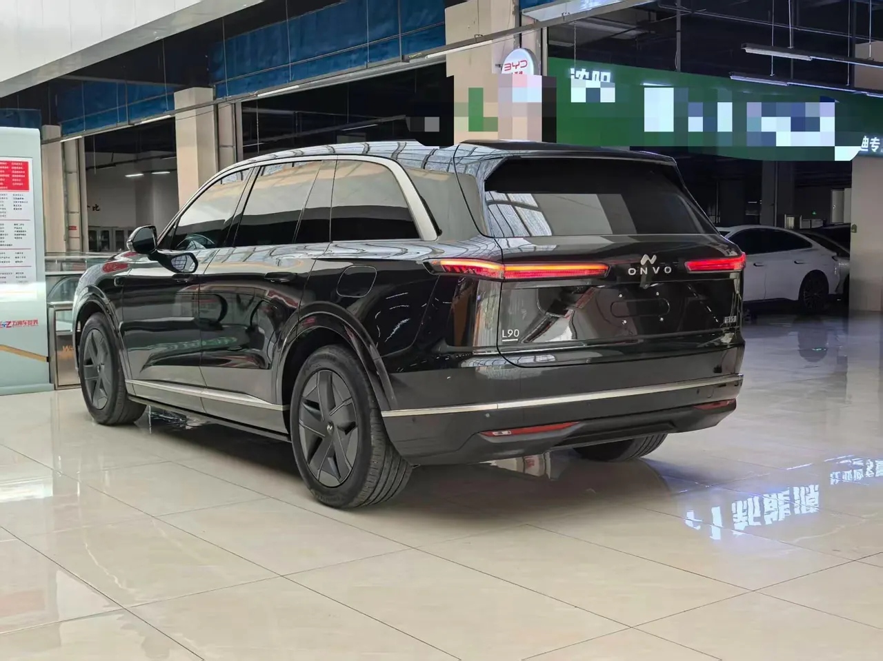 ONVO 2025 L90 Max six-seat automatic gear 9