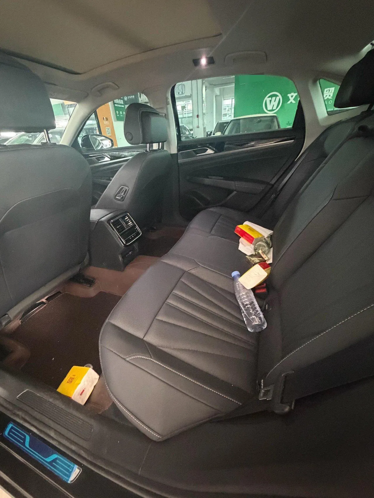 Volkswagen 2025 Passat 2.0TSI 380TSI Subut Longteng Edition Automatic Gear 5