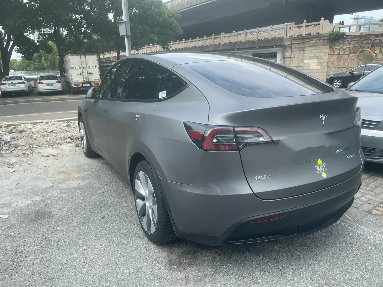 Tesla 2022 Model Y rear-wheel drive version (facelift) automatic gear 3