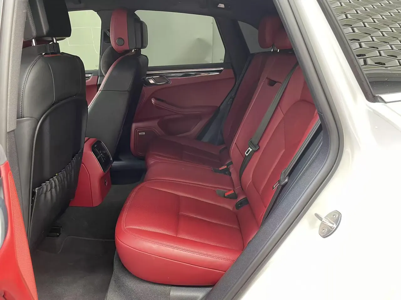 Porsche Macan (Imported) 2022 Macan S 2.9T Automatic 5