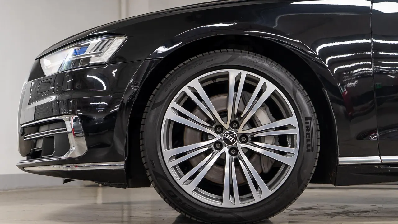 Audi A8L (Imported) 2022 A8L 48V 3.0TFSI 55TFSI Quattro Premium Collection Edition Automatic Gear 7