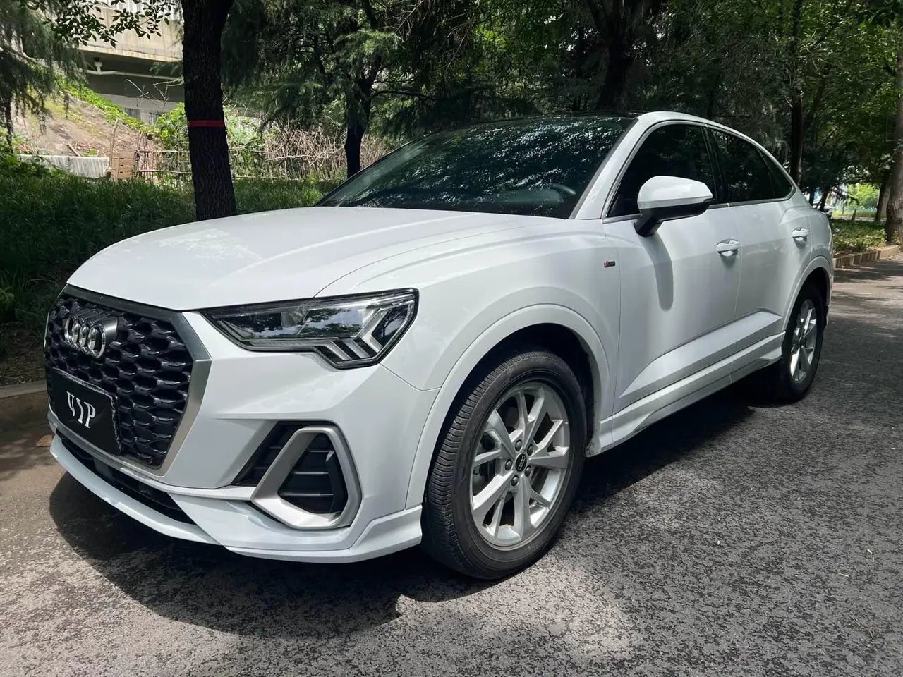 Open image lightbox: Audi 2022 Q3 Sportback 1.4TFSI 35TFSI aggressive automatic gear