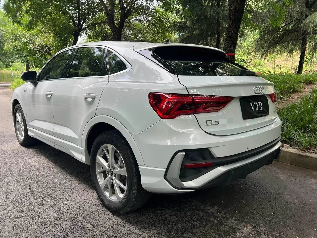 Audi 2022 Q3 Sportback 1.4TFSI 35TFSI aggressive automatic gear 11