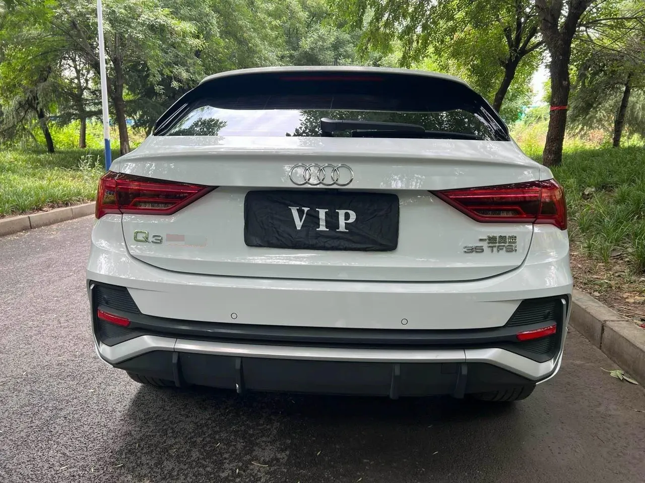 Audi 2022 Q3 Sportback 1.4TFSI 35TFSI aggressive automatic gear 12