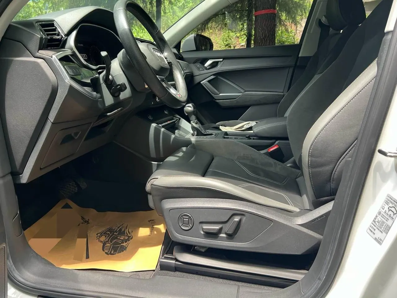 Audi 2022 Q3 Sportback 1.4TFSI 35TFSI aggressive automatic gear 4
