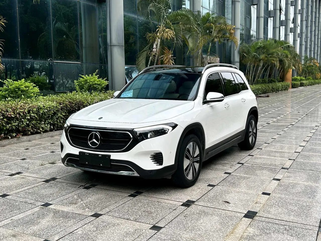 Open image lightbox: Mercedes Benz 2022 EQB 260 EQB 260 Automatic