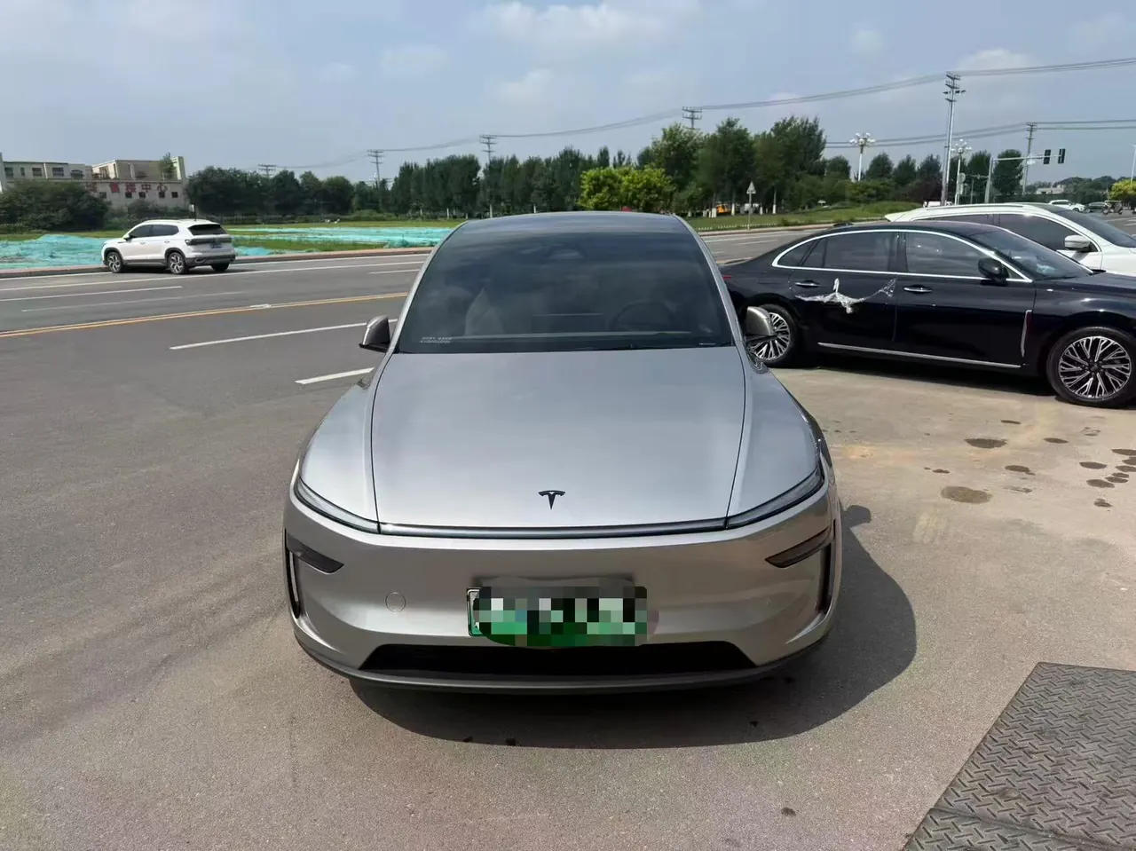 Tesla 2025 Model Y L Long Endurance All-Wheel Drive Automatic Transmission 3
