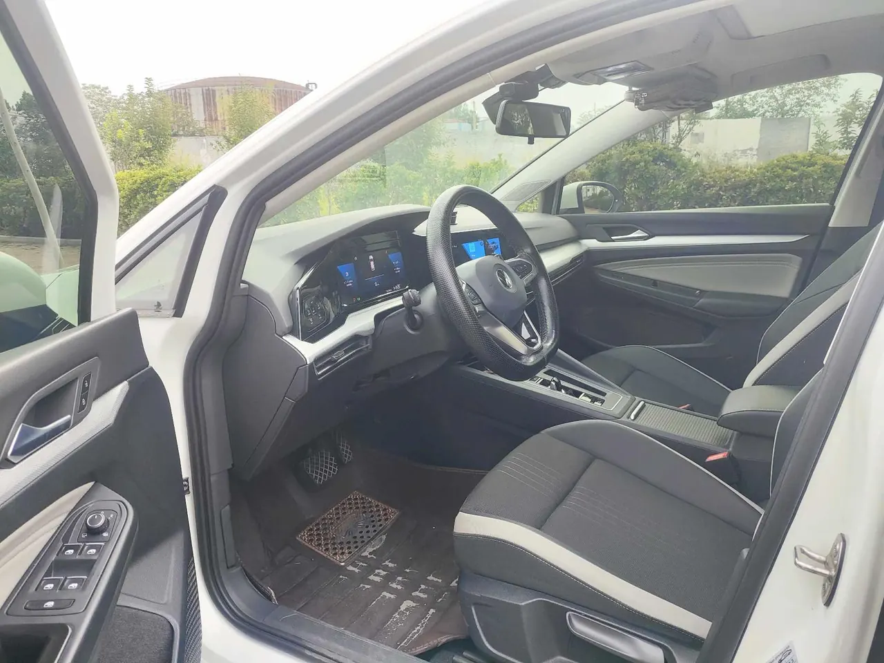 Volkswagen 2021 Golf 8 PRO 1.2TSI 200TSI Automatic 7