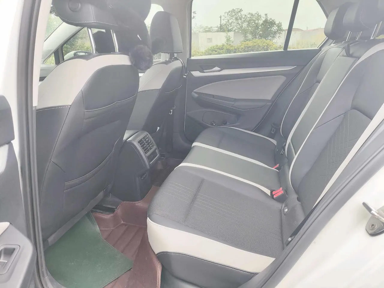 Volkswagen 2021 Golf 8 PRO 1.2TSI 200TSI Automatic 8