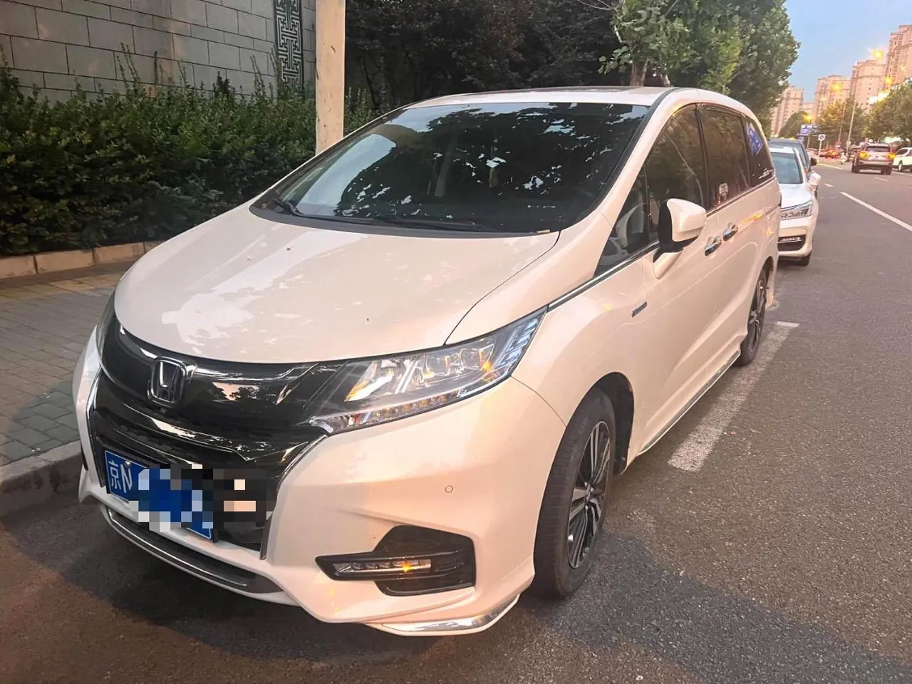 Open image lightbox: Honda 2021 Odyssey Hybrid 2.0 Stepless Sharp Premium Edition Automatic Gear