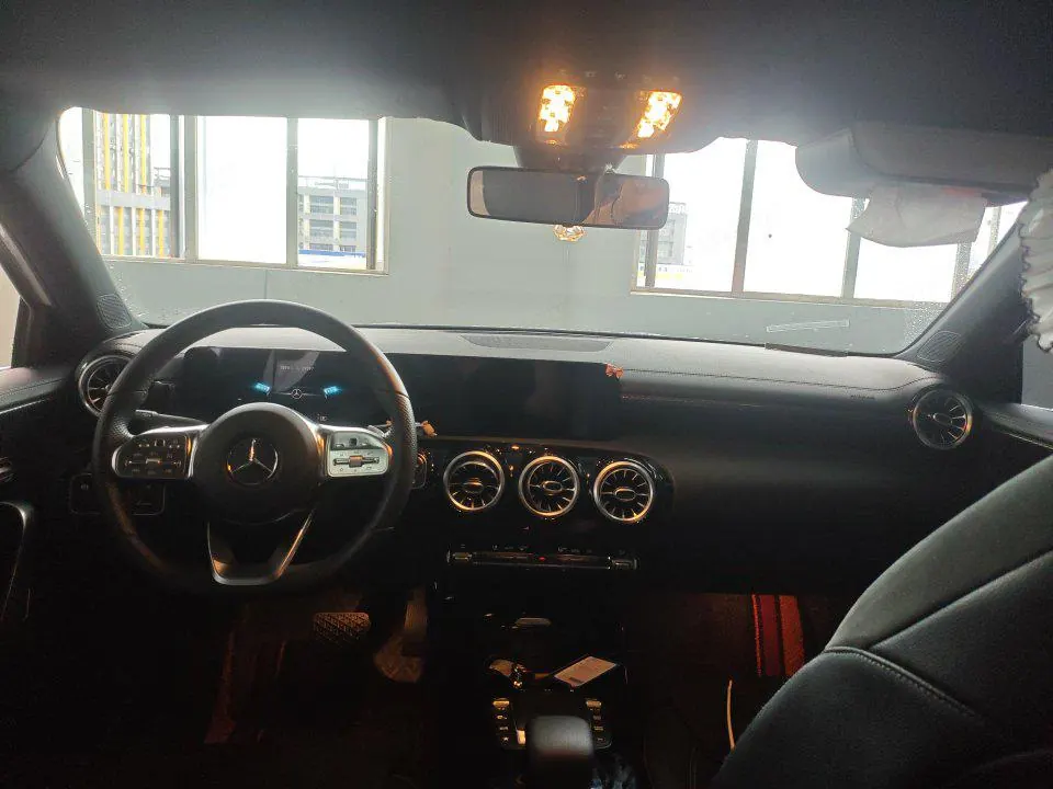 Mercedes Benz Class A 2021 A 200 L 1.3T Fashion Automatic Gear 3