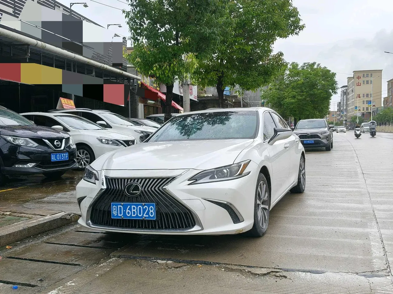 Открыть галерею: Lexus ES (Imported) 2020 ES260 2.5 Excellence Automatic Gear