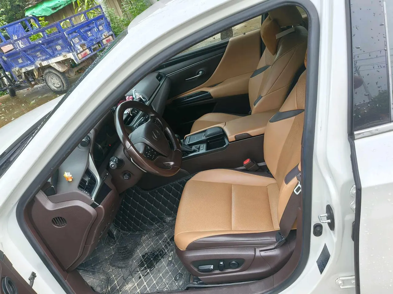 Lexus ES (Imported) 2020 ES260 2.5 Excellence Automatic Gear 4