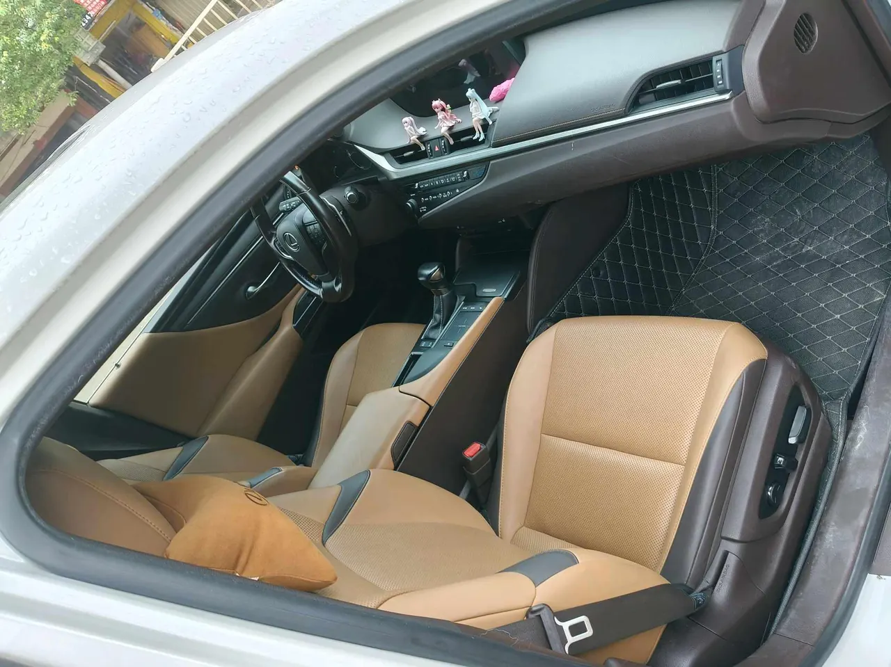 Lexus ES (Imported) 2020 ES260 2.5 Excellence Automatic Gear 6