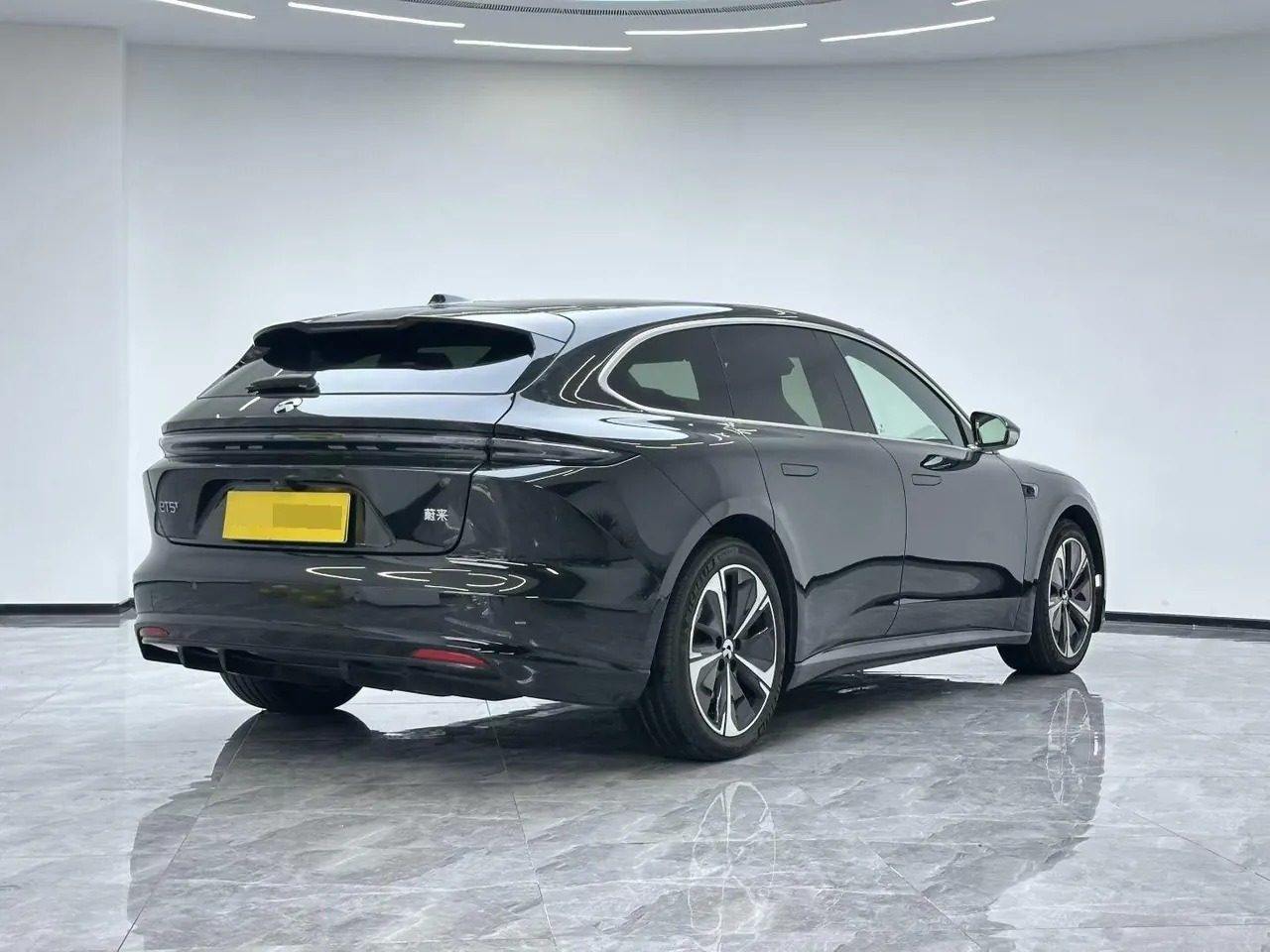 NIO 2025 ET5T 75kWh Touring automatic 3