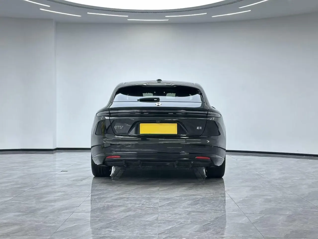NIO 2025 ET5T 75kWh Touring automatic 4