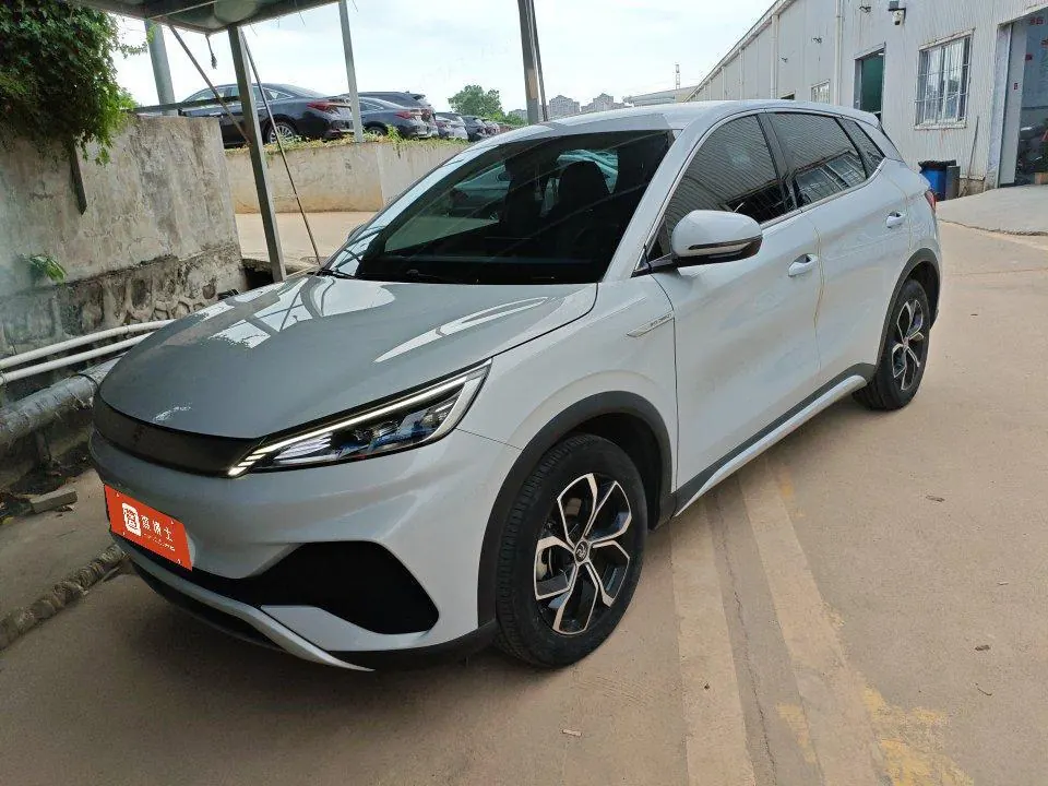 Открыть галерею: BYD Yuan PLUS 2022 Yuan PLUS 510KM Honorable Automatic Gear