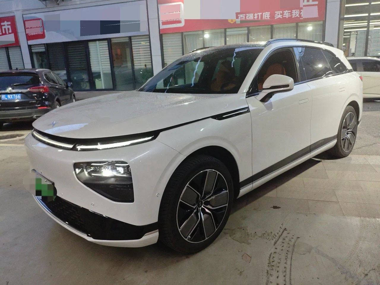 Xpeng 2022G 9 702E automatic gear - View 1