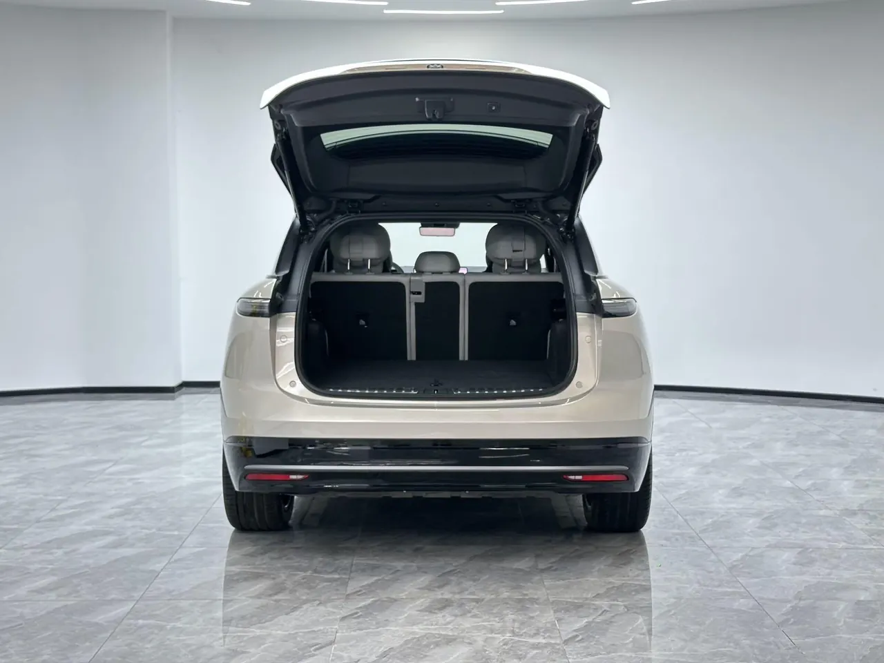 NIO 2025 ES6 75kWh automatic gear 10