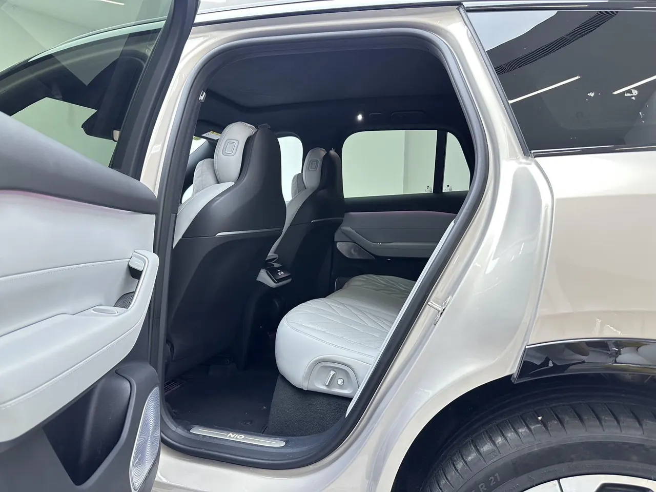 NIO 2025 ES6 75kWh automatic gear 15