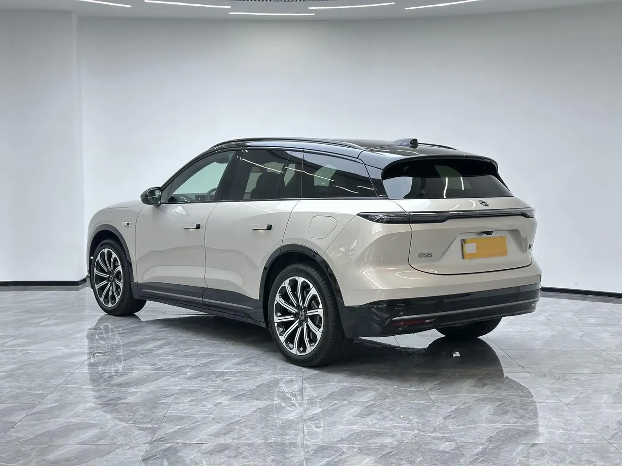 NIO 2025 ES6 75kWh automatic gear 6