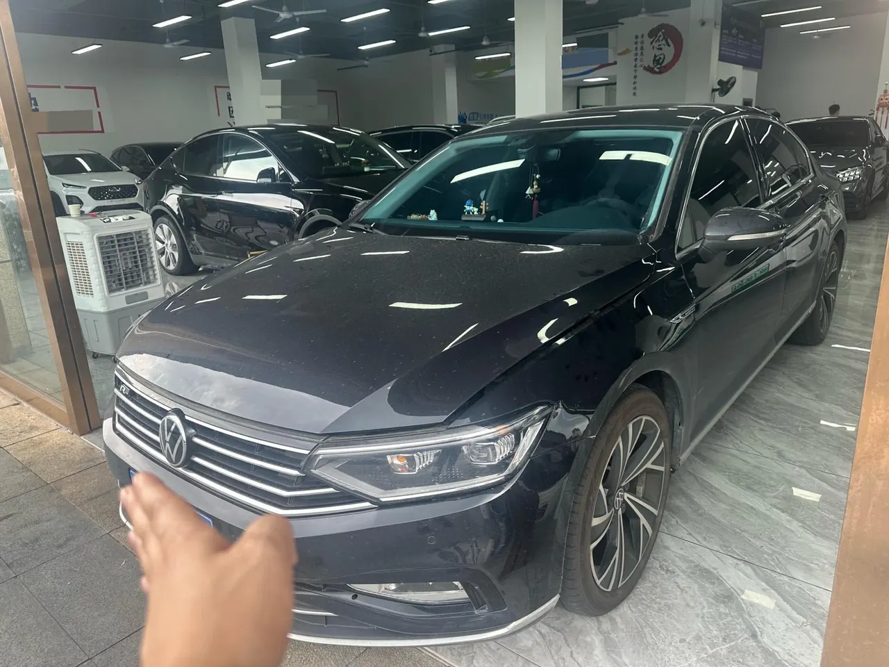 Open image lightbox: Volkswagen 2020 Magotan 2.0TSI 330TSI luxury automatic transmission
