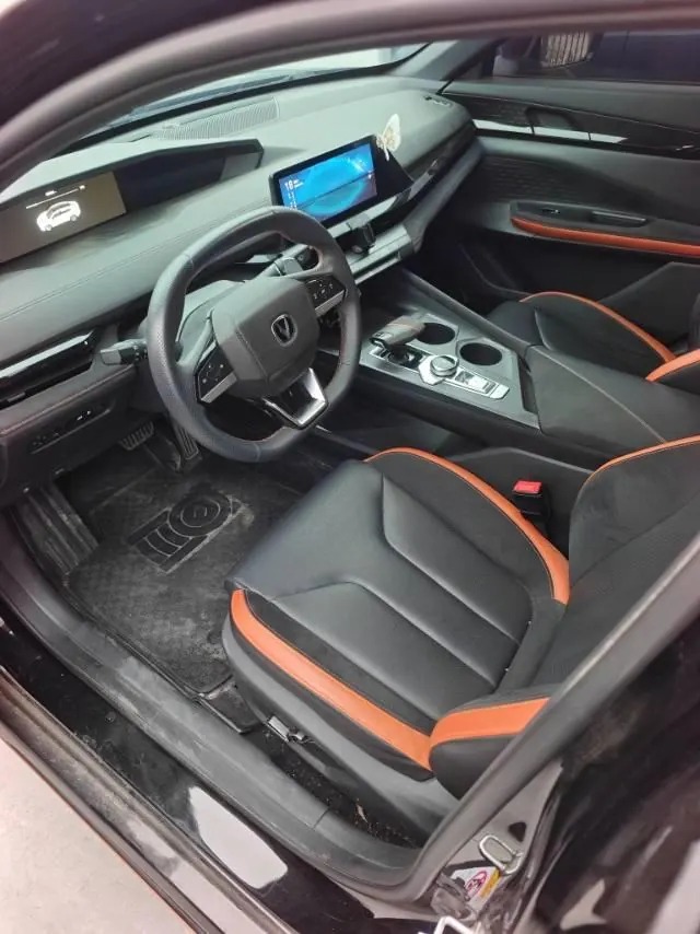ChangAn 2022 UNI-V 2.0T Leading Speed Edition Automatic Gear 3