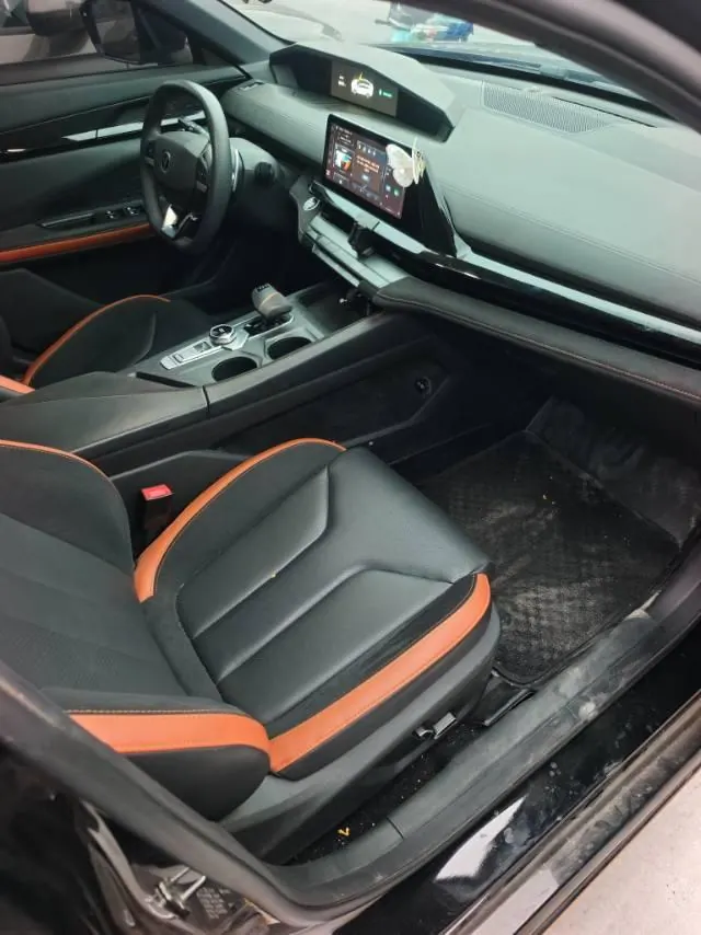 ChangAn 2022 UNI-V 2.0T Leading Speed Edition Automatic Gear 7