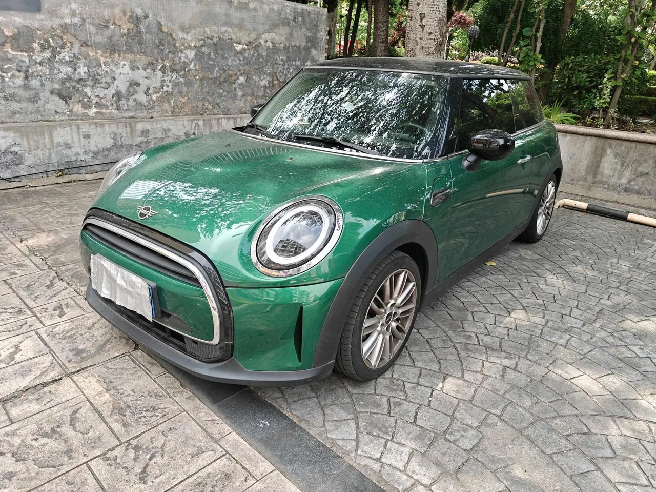 Open image lightbox: MINI Mini (imported) 2022 Mini Cooper 1.5T classic (modified) automatic gear
