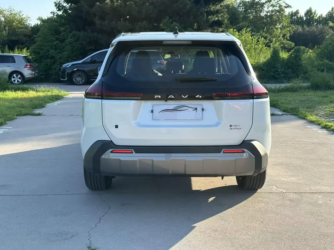 Toyota 2026 RAV4 Rongfang Double Engine 2.5 Stepless Four-wheel Drive Deluxe Automatic Gear 6