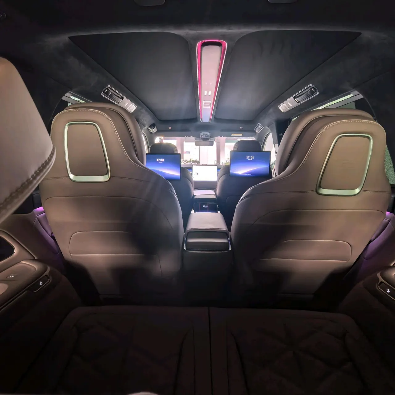 NIO 2026 ES 9 102kWh Executive Island Deluxe Automatic Gear 8
