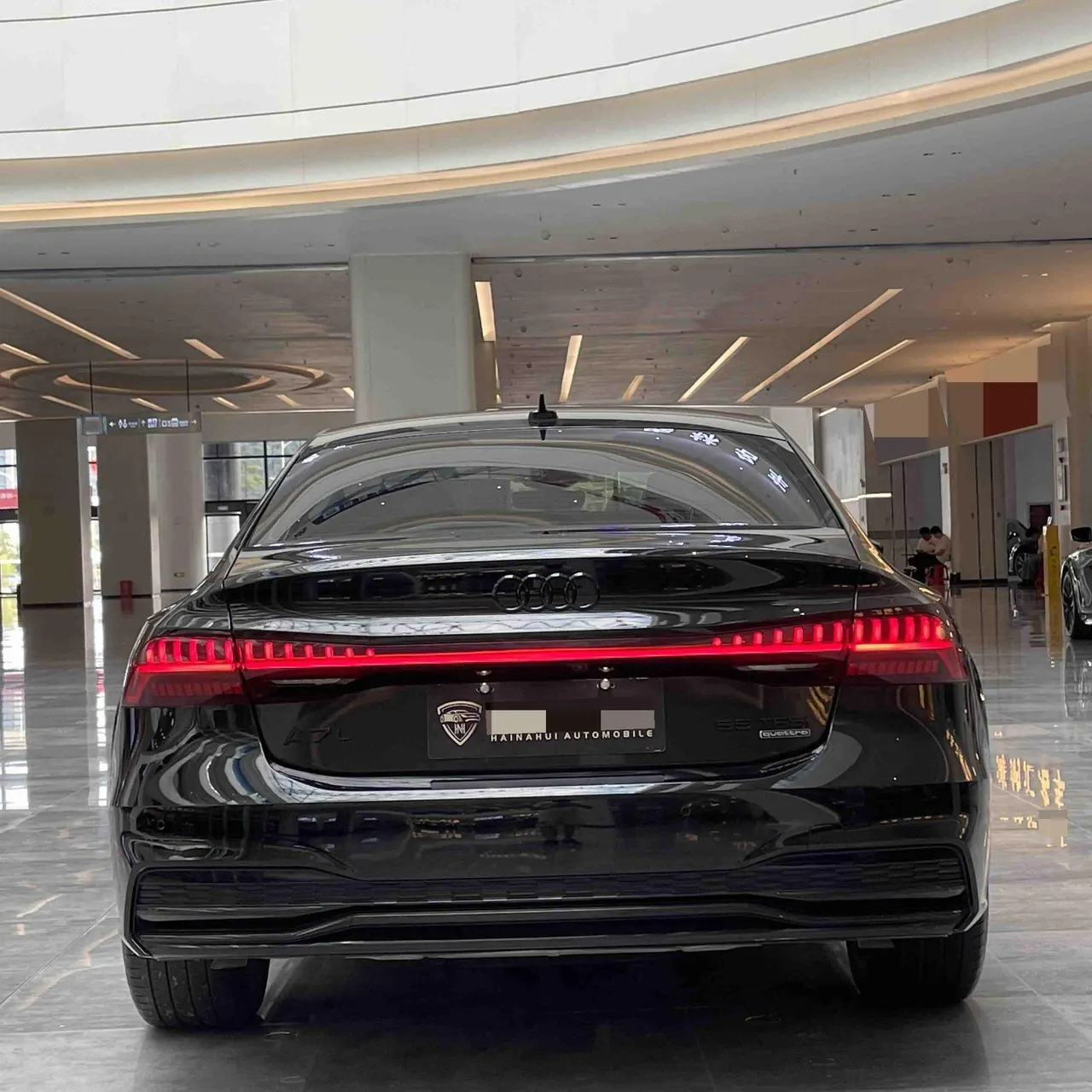 Audi 2022 A7L 2.0TFSI 45TFSI Quattro S-line Paladin Automatic 4