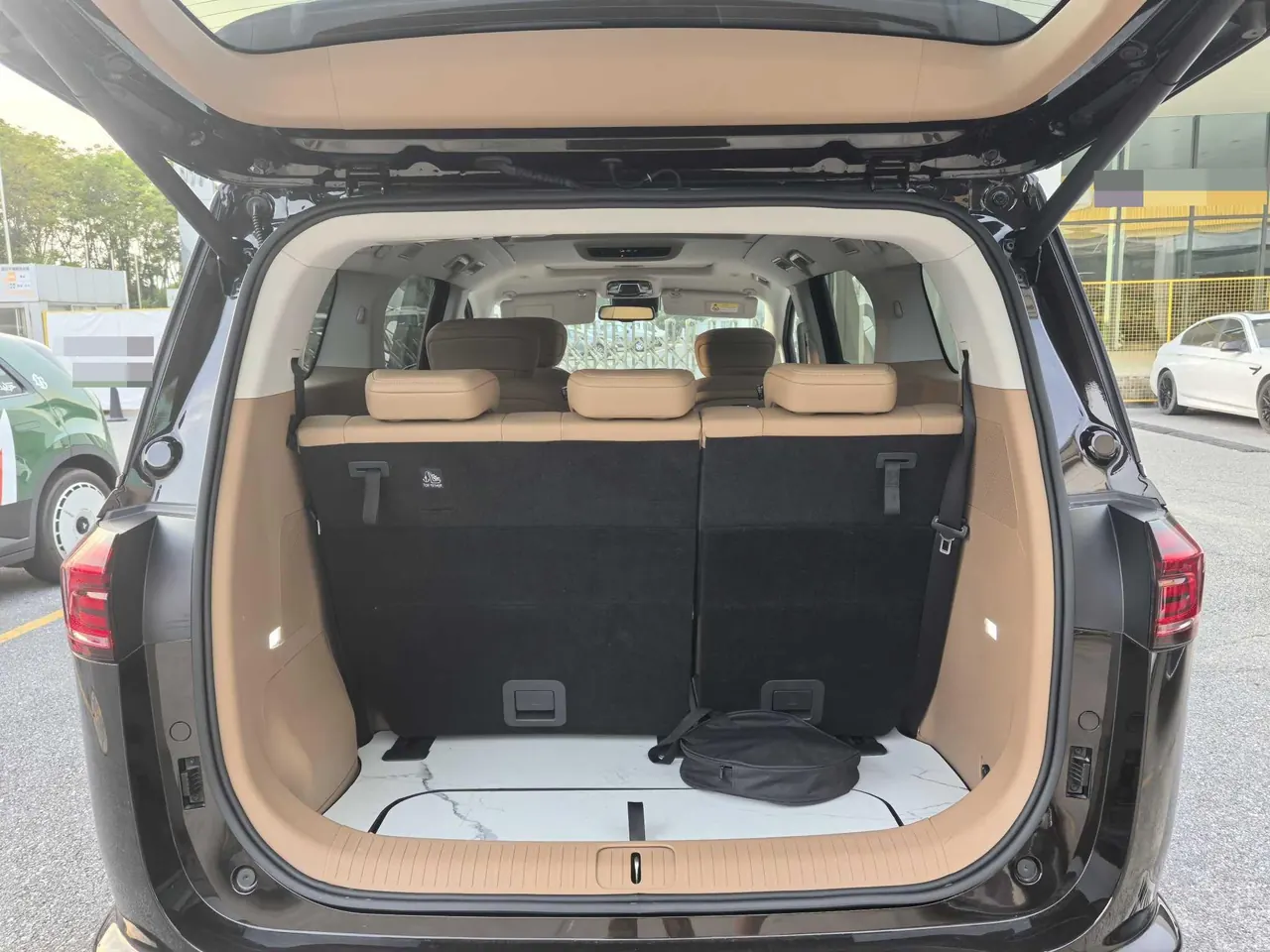 JAC 2024 Ruifeng RF8 PHEV 1.5T 150KM Hongmeng Flagship Automatic Gear 12