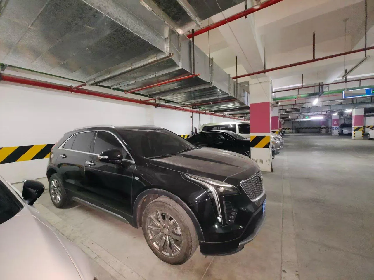 Cadillac 2021 XT4 2.0T 28T Two-Drive Leading Automatic Gear 2