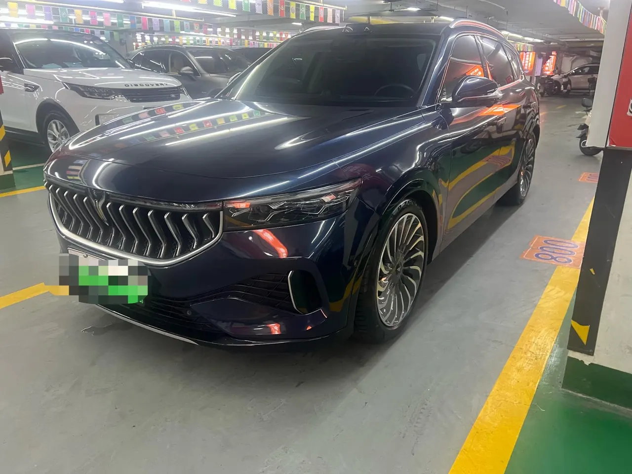 Открыть галерею: Voyah 2021 FREE 4-wheel drive extended range starting commemorative luxury bag automatic gear