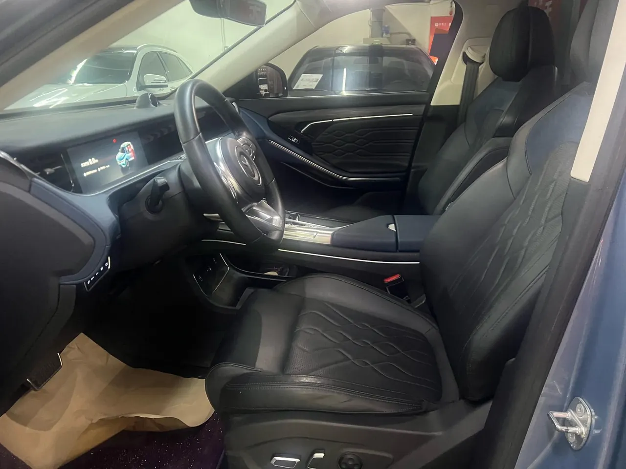 Voyah 2021 FREE 4-wheel drive extended range starting commemorative luxury bag automatic gear 4